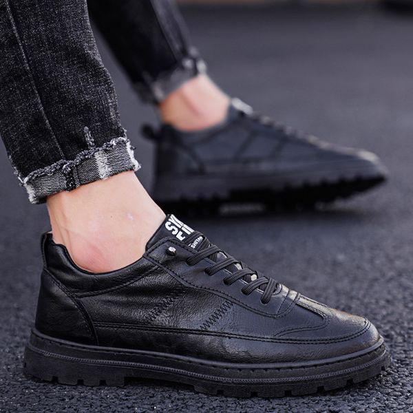 classic for men in high-quality fashion sneakers, comfortable casual crocheted outdoors, male sports shoes and similar zapatos, Black;brown
classic for men in high-quality fashion sneakers, comfortable casual crocheted outdoors, male sports shoes and similar zapatos, Black;brown