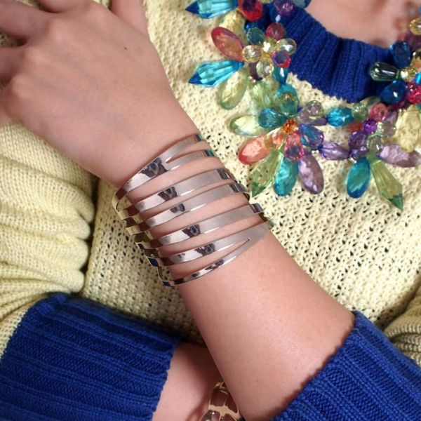 uken fashion accessories hollow design charm bracelets jewelry alloy cuff bangles for women bl146, Black
uken fashion accessories hollow design charm bracelets jewelry alloy cuff bangles for women bl146, Black