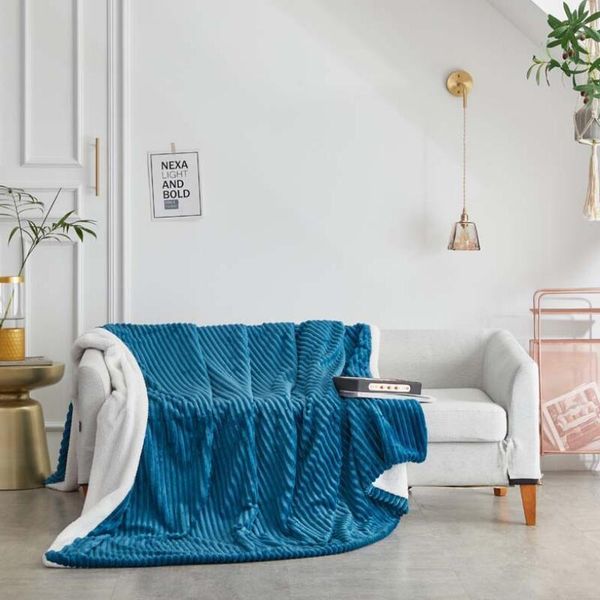blankets double thickening lamb cashmere warm cozy throw for office siesta air-condition bedspread blanket sofa
blankets double thickening lamb cashmere warm cozy throw for office siesta air-condition bedspread blanket sofa