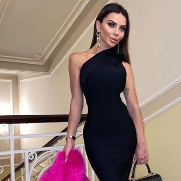 2021 new summer black one shoulder bandage dress women sleeveless bodycon club celebrity evening party dress vestidos, Black;gray
2021 new summer black one shoulder bandage dress women sleeveless bodycon club celebrity evening party dress vestidos, Black;gray
