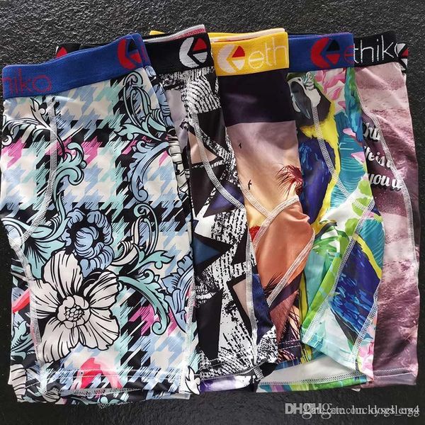 in stocks designer boxers mens boxer briefs print fashion mens boxers men underwear boxer beach pants calecon boxeurs motion underwear, White;black
in stocks designer boxers mens boxer briefs print fashion mens boxers men underwear boxer beach pants calecon boxeurs motion underwear, White;black