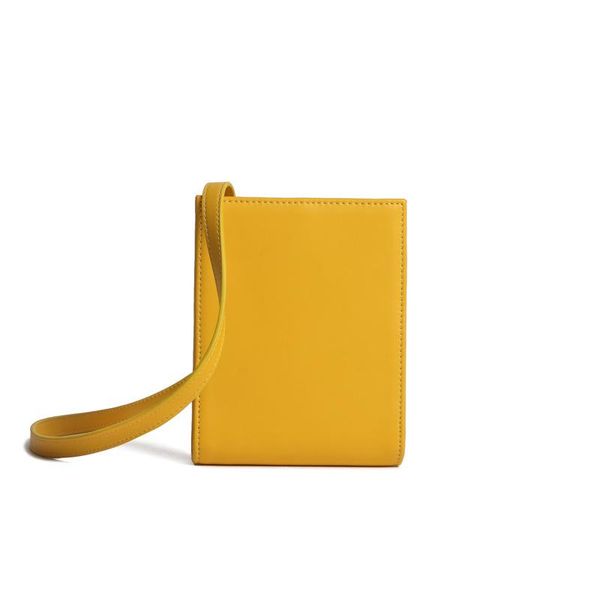 ladies shoulder bag 2021 new solid color zipper leather small square european and american series
ladies shoulder bag 2021 new solid color zipper leather small square european and american series