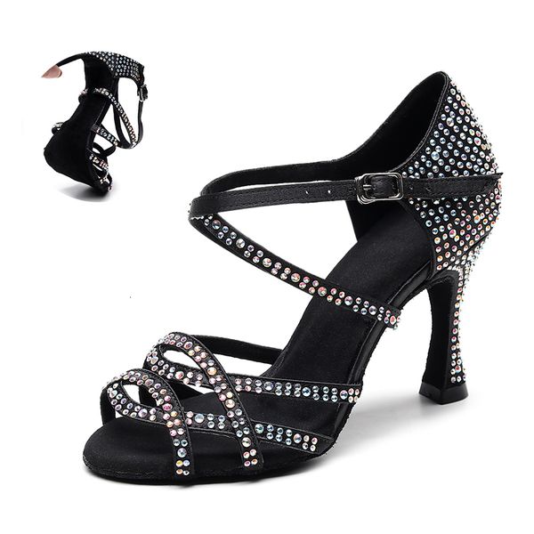 2021 new women rhinestone latin black ballroom salsa dancing shoes for party wedding girls soft sole practice dance -shoes nytm 
2021 new women rhinestone latin black ballroom salsa dancing shoes for party wedding girls soft sole practice dance -shoes nytm