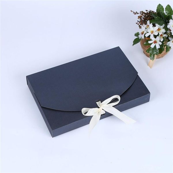 26*17.5*3.5cm large black gold red gift box cosmetic bottle scarf clothing packaging brown paper box with ribbon for gift
26*17.5*3.5cm large black gold red gift box cosmetic bottle scarf clothing packaging brown paper box with ribbon for gift