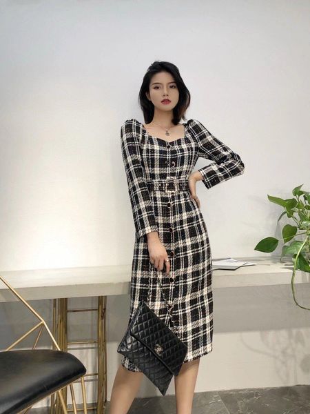 europe and the united states autumn winter new 2020 early autumn dress retro plaid texture tweed temperament small square collar single brea, Black;gray
europe and the united states autumn winter new 2020 early autumn dress retro plaid texture tweed temperament small square collar single brea, Black;gray