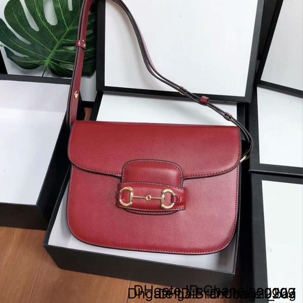 новая мода посланник плечо креста тело сумка для женщин конструктора сумки tote сумки сумки 11
новая мода посланник плечо креста тело сумка для женщин конструктора сумки tote сумки сумки 11