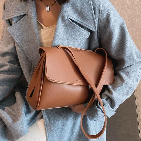 large capacity crossbody bag for women 2021 winter fashion sac a main female shoulder bag female handbags and purses with handle
large capacity crossbody bag for women 2021 winter fashion sac a main female shoulder bag female handbags and purses with handle