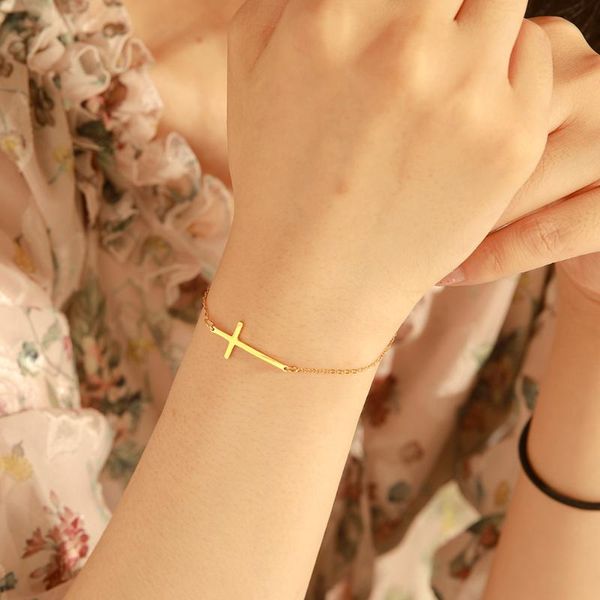 charm bracelets dawapara classic cross bracelet stainless steel golden jewelry link chain pendant gift for women, Golden;silver
charm bracelets dawapara classic cross bracelet stainless steel golden jewelry link chain pendant gift for women, Golden;silver
