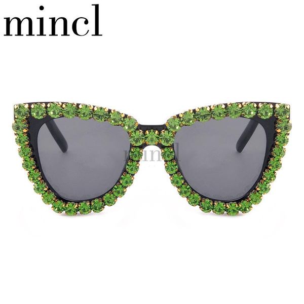 2020 luxury diamond crystal sunglasses women cat sunglasses clear lens pink sun glasses shades for women uv400 nx, White;black
2020 luxury diamond crystal sunglasses women cat sunglasses clear lens pink sun glasses shades for women uv400 nx, White;black