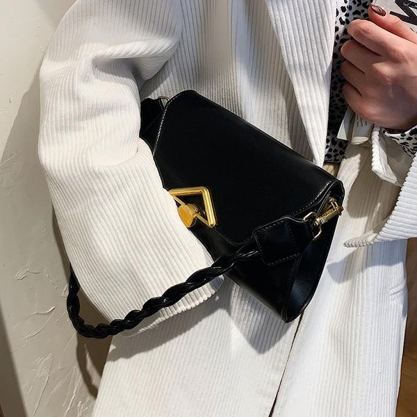 cross body high-quality retro pu leather armpit bag 2021 fashion chain women's designer autumn and winter shoulder messenger
cross body high-quality retro pu leather armpit bag 2021 fashion chain women's designer autumn and winter shoulder messenger
