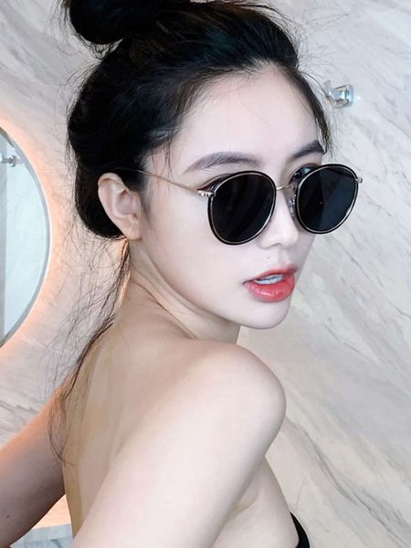 women's frame 2020 round new sunglasses sunglasses trend korean polarizer driver's glasses uv protection, White;black
women's frame 2020 round new sunglasses sunglasses trend korean polarizer driver's glasses uv protection, White;black
