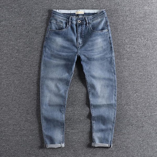 2021 light blue jeans men's pocket embroidery slim leggings youth pants simple designer wear 08571
2021 light blue jeans men's pocket embroidery slim leggings youth pants simple designer wear 08571
