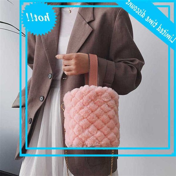 winter pluche small handbag warm emmer shoulder bag fashion crossbody for women effects color hand bags women's wallet
winter pluche small handbag warm emmer shoulder bag fashion crossbody for women effects color hand bags women's wallet