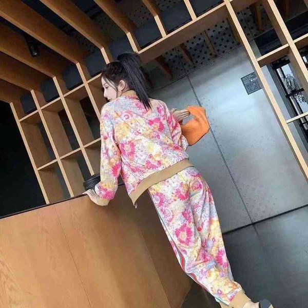 2022 factory wholesale new model autumn winter net red same letter printed zipper jacket sleeve long pants leisure suit, White
2022 factory wholesale new model autumn winter net red same letter printed zipper jacket sleeve long pants leisure suit, White