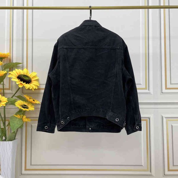 paris autumn and winter new men's and women's denim jacket chest pocket design nostalgic fried street series category clothing out, Black
paris autumn and winter new men's and women's denim jacket chest pocket design nostalgic fried street series category clothing out, Black