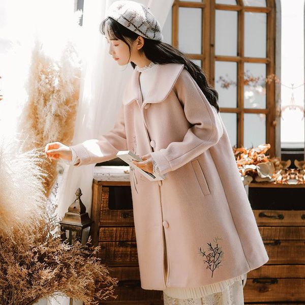 thicken overcoat 2018 winter good quality mohair velvet woolen embroidery coat women floral1, Black
thicken overcoat 2018 winter good quality mohair velvet woolen embroidery coat women floral1, Black
