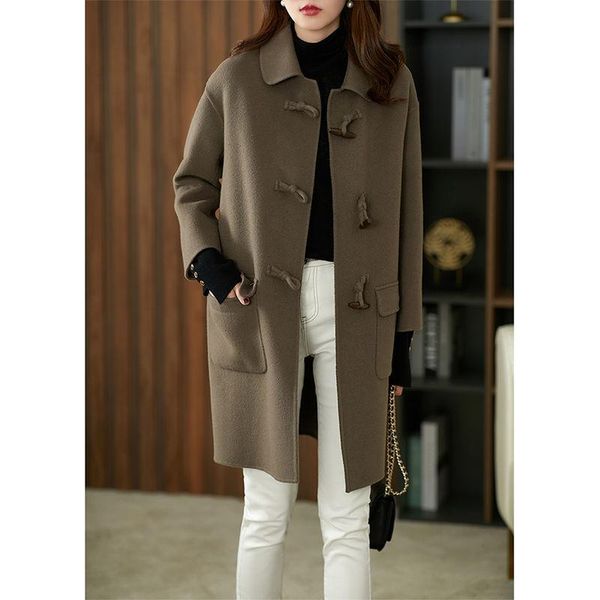 woolen coat women's middle and long style winter new horn button fashionable woolen coat, Black
woolen coat women's middle and long style winter new horn button fashionable woolen coat, Black