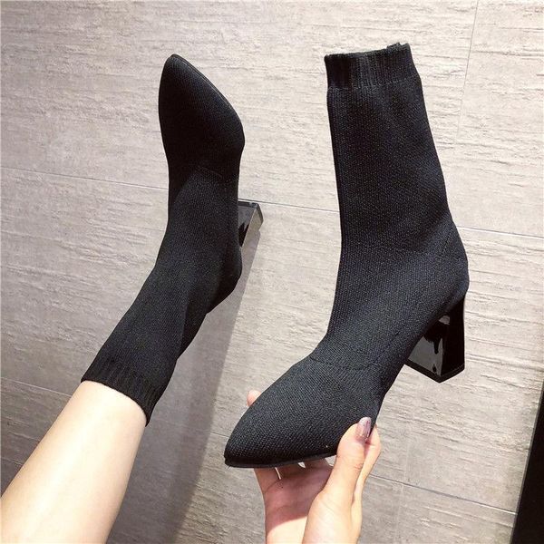 2020 women shoes ankle autumn british style pointed boots motorcycle martin round head handsome flat heel and ankle boots, Black
2020 women shoes ankle autumn british style pointed boots motorcycle martin round head handsome flat heel and ankle boots, Black