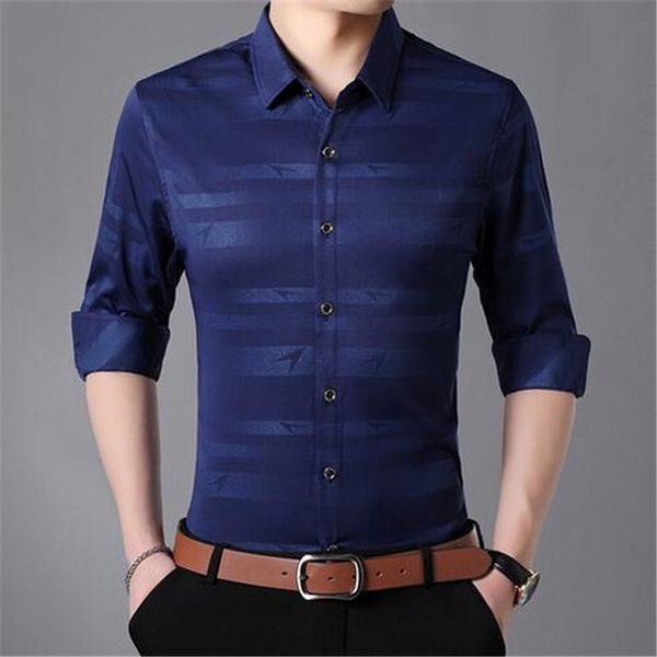 2019 automne nouveau hommes d'affaires imprimer chemise mode décontracté rayé à manches longues chemise homme marque vêtements grande t, Black
2019 automne nouveau hommes d'affaires imprimer chemise mode décontracté rayé à manches longues chemise homme marque vêtements grande t, Black