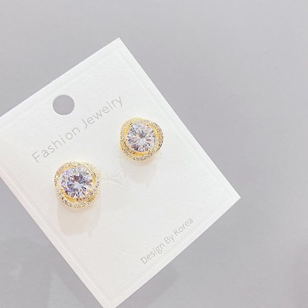 trendy luxury simple shiny round big crystal zircon paved stud earrings for women party temperament fashion jewelry gifts, Golden;silver
trendy luxury simple shiny round big crystal zircon paved stud earrings for women party temperament fashion jewelry gifts, Golden;silver