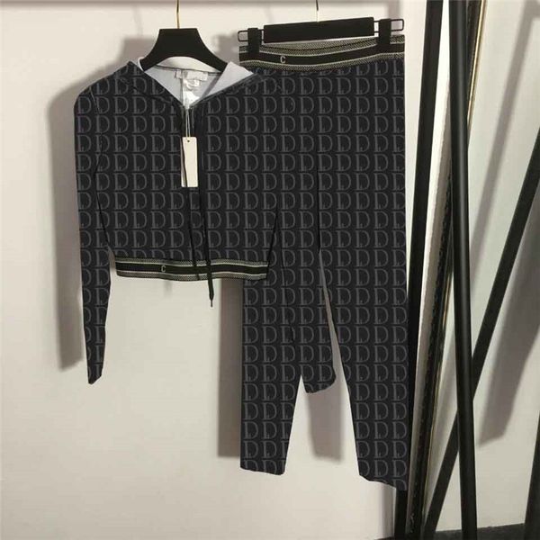 luxury hooded tracksuits women yoga sports suit old flower letter webbing long sleeve elastic leggings, Gray
luxury hooded tracksuits women yoga sports suit old flower letter webbing long sleeve elastic leggings, Gray