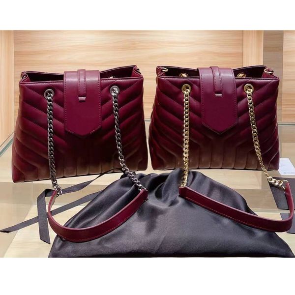2022 luxury bucket shoulder bag handbag messenger bag new season popular leather thick chain
2022 luxury bucket shoulder bag handbag messenger bag new season popular leather thick chain