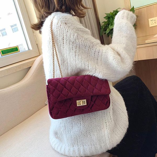 brand bags for women's 2021 velvet female handbag designer chain shoulder crossbody bag fashion women messenger bag
brand bags for women's 2021 velvet female handbag designer chain shoulder crossbody bag fashion women messenger bag