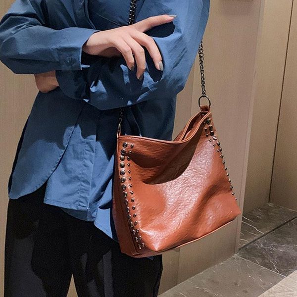 new retro bucket bag women shoulder bags large capacity pu leather handbag women fashion soft bucke bag female zipper black
new retro bucket bag women shoulder bags large capacity pu leather handbag women fashion soft bucke bag female zipper black