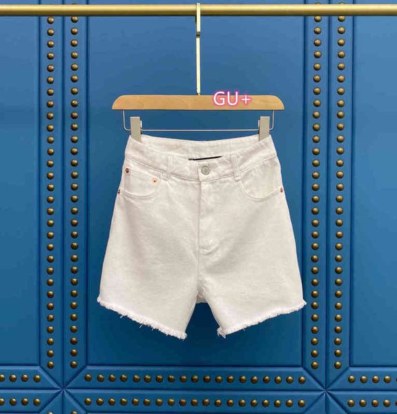 summer fashion gu + cotton bear embroidery pure white denim shorts are comfortable and soft, White;black
summer fashion gu + cotton bear embroidery pure white denim shorts are comfortable and soft, White;black
