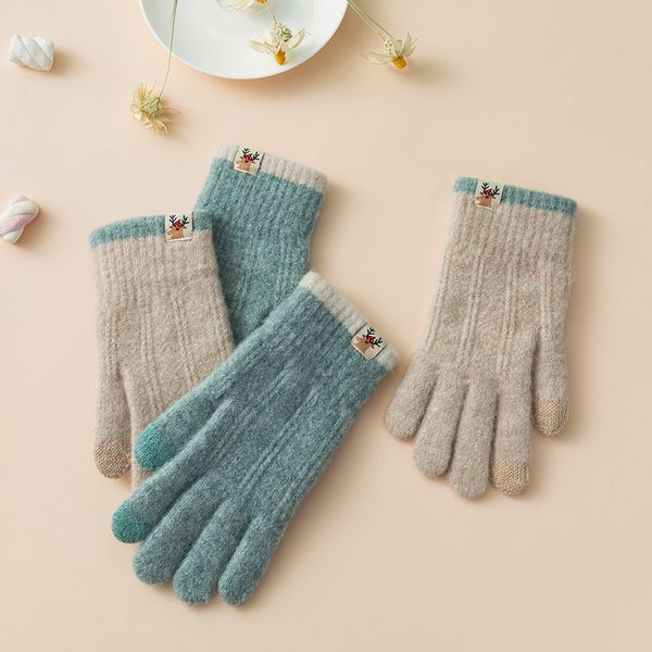 pure color korean woolen warm touch screen cold proof knitted gloves girls winter cute, Blue;gray
pure color korean woolen warm touch screen cold proof knitted gloves girls winter cute, Blue;gray