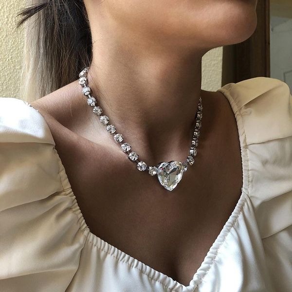 rhinestone ожерелье exknl 2020 большого сердце любовь подвески для женщин свадебной моды цепочки кристалла choker готических ожерелья ювелир, Golden;silver
rhinestone ожерелье exknl 2020 большого сердце любовь подвески для женщин свадебной моды цепочки кристалла choker готических ожерелья ювелир, Golden;silver