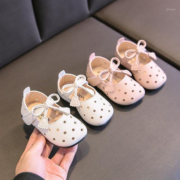 spring girls casual hollow leather shoes princess soft bottom leather shoes 1-3 years old1
spring girls casual hollow leather shoes princess soft bottom leather shoes 1-3 years old1