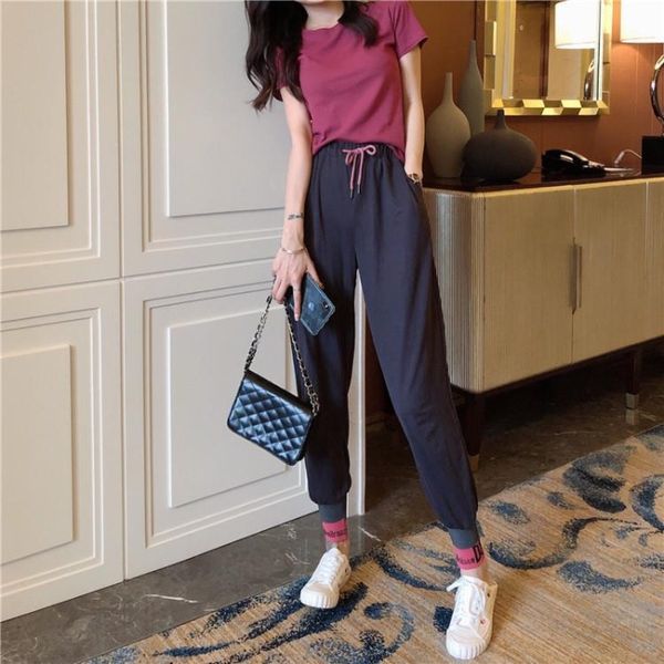2020 summer two-piece suit western style age-reducing internet celebrity korean t-shirt style short-sleeved t-shirt high waist casual ankle, Gray
2020 summer two-piece suit western style age-reducing internet celebrity korean t-shirt style short-sleeved t-shirt high waist casual ankle, Gray