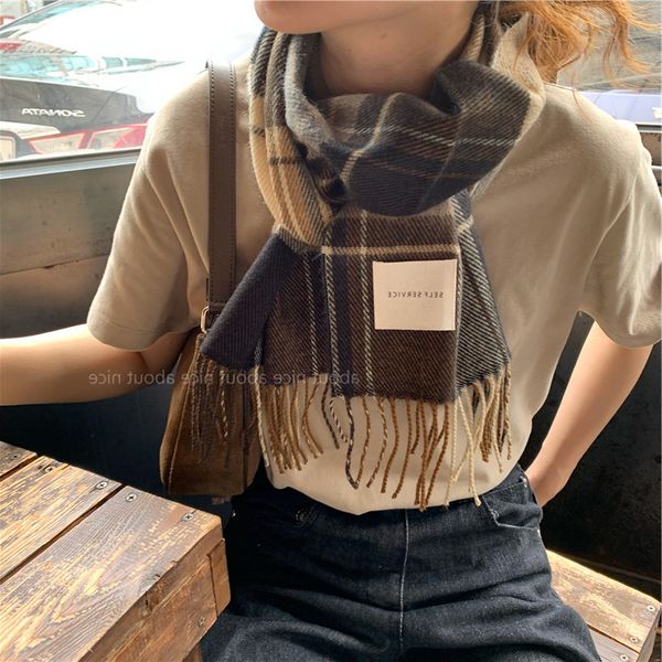 plaid scarf women's autumn winter ins style fashionable tassel warm contrast color student couple korean bib, Blue;gray
plaid scarf women's autumn winter ins style fashionable tassel warm contrast color student couple korean bib, Blue;gray