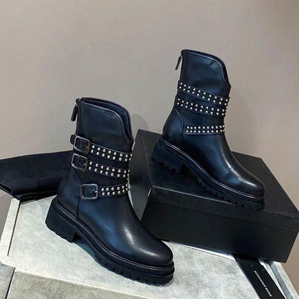 black genuine leather women ankle boots fashion rivets studed women boots runway back zip combat shoes
black genuine leather women ankle boots fashion rivets studed women boots runway back zip combat shoes