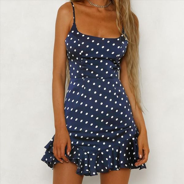 polka dot ruffles women summer dress spaghetti strap backless beach dress ladies party vetement femme 2019, Black;gray
polka dot ruffles women summer dress spaghetti strap backless beach dress ladies party vetement femme 2019, Black;gray