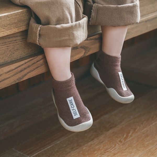 baby sock shoes with rubber soles infant sock newborn spring summer autumn children floor socks shoes anti slip soft sole sock y201009, Pink;yellow
baby sock shoes with rubber soles infant sock newborn spring summer autumn children floor socks shoes anti slip soft sole sock y201009, Pink;yellow