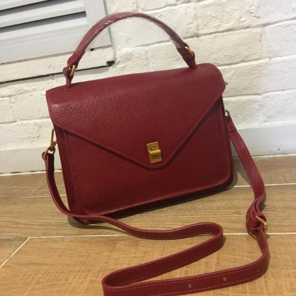 xhty leather handbag retro vegetable tanned envelope layer cowhide 2020 new oblique professional commuter handb
xhty leather handbag retro vegetable tanned envelope layer cowhide 2020 new oblique professional commuter handb