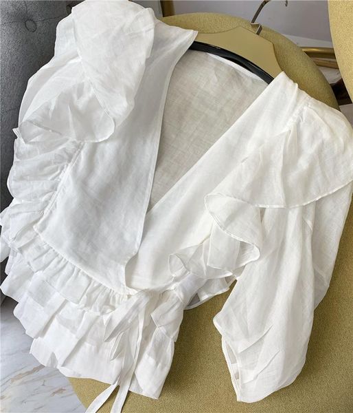 v-образный вырез ruffles женщин блуза 2020 новый v-образным вырезом слоеного рукав шнуровке талии рами рубашки и top моды, White
v-образный вырез ruffles женщин блуза 2020 новый v-образным вырезом слоеного рукав шнуровке талии рами рубашки и top моды, White