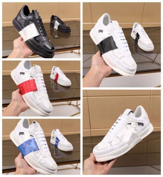 2021 new arrival men women embossed leather trainers luxe design shoes black whith suede leather sneaker couple dress shoes 35-45, Black;red
2021 new arrival men women embossed leather trainers luxe design shoes black whith suede leather sneaker couple dress shoes 35-45, Black;red