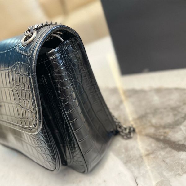 2022genuine leather shoulder bag women handbag ladies messenger cross body chain bags woman fashion wallet clutch co
2022genuine leather shoulder bag women handbag ladies messenger cross body chain bags woman fashion wallet clutch co