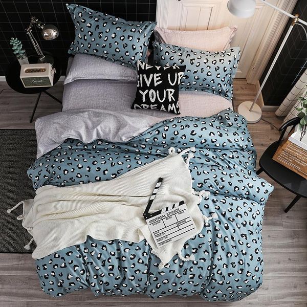 bedding sets leopard pattern blue set double single size duvet cover bed sheet pillow case linen
bedding sets leopard pattern blue set double single size duvet cover bed sheet pillow case linen