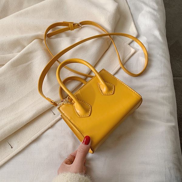 новое плечо bag2020 модно перекладина мешок иностранного стиль плечо сумка девушка мини женской универсальной сумка j2xbp
новое плечо bag2020 модно перекладина мешок иностранного стиль плечо сумка девушка мини женской универсальной сумка j2xbp
