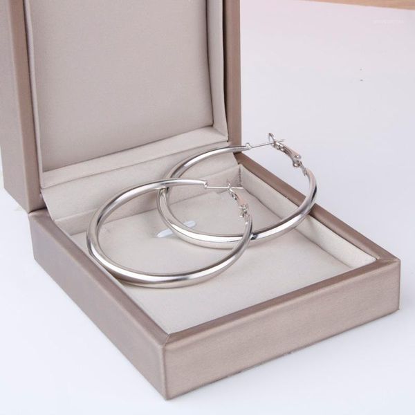 gold and silver color round 50mm big hoop earring for women new shape ear accessories alloy trendy earings 20201, Golden;silver
gold and silver color round 50mm big hoop earring for women new shape ear accessories alloy trendy earings 20201, Golden;silver