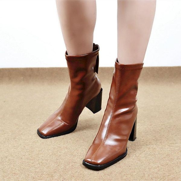 retro square toe riding boots woman fashion zippers chunky high heel ankle boots black beige brown zipper winter shoes women 
retro square toe riding boots woman fashion zippers chunky high heel ankle boots black beige brown zipper winter shoes women