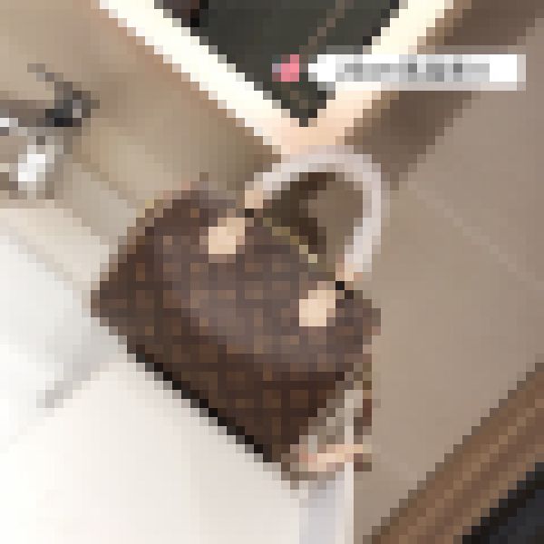 vintage collection of old flower handbags made of iconic canvas shoulder bags and messenger bags are all classic
vintage collection of old flower handbags made of iconic canvas shoulder bags and messenger bags are all classic