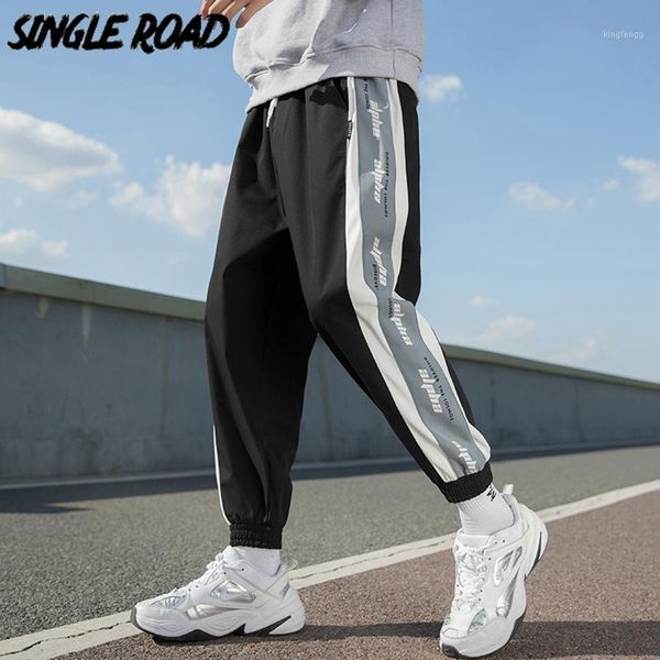 singleroad mens sweatpants joggers men 2020 patchwork hip hop harajuku japanese streetwear trousers black harem pants for men1
singleroad mens sweatpants joggers men 2020 patchwork hip hop harajuku japanese streetwear trousers black harem pants for men1
