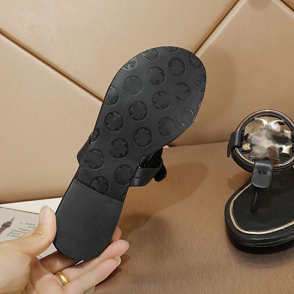 new ladies slippers double-layer luxe marca -name lin456 sandals flat slippers ladies beach shoes outdoor travel fashion slippers, Black;red
new ladies slippers double-layer luxe marca -name lin456 sandals flat slippers ladies beach shoes outdoor travel fashion slippers, Black;red