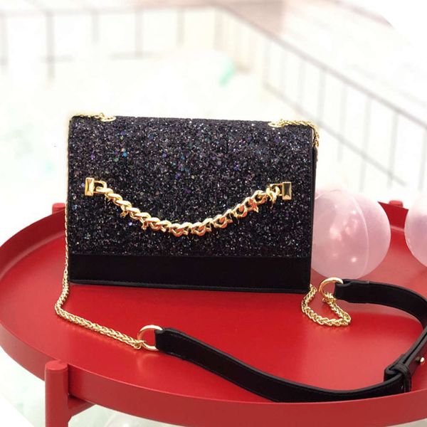 luxurys designers snake chain small square 2021 new fashion french niche women's bag
luxurys designers snake chain small square 2021 new fashion french niche women's bag