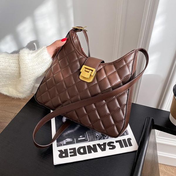 2021 solid color pu leather half-moon bags 2021 luxury fashion shoulder crossbody handbags trending lux hand bag
2021 solid color pu leather half-moon bags 2021 luxury fashion shoulder crossbody handbags trending lux hand bag